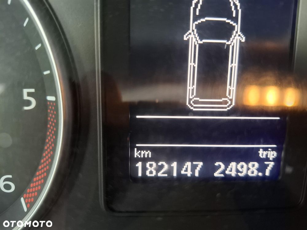 Volkswagen Caddy Maxi 2.0 TDI Trendline 4Motion DSG - 11