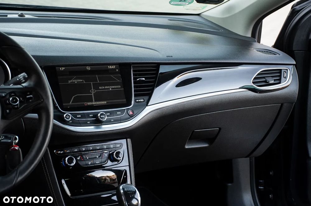 Opel Astra 1.4 Turbo Innovation - 27