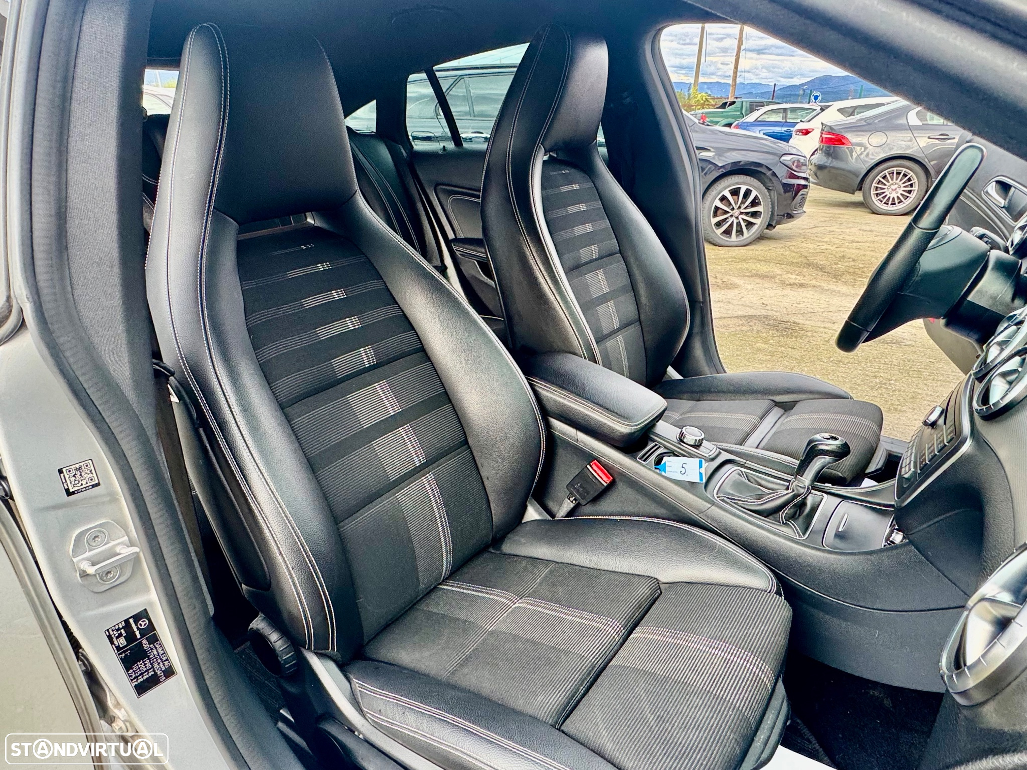 Mercedes-Benz CLA 180 CDi AMG Line - 13