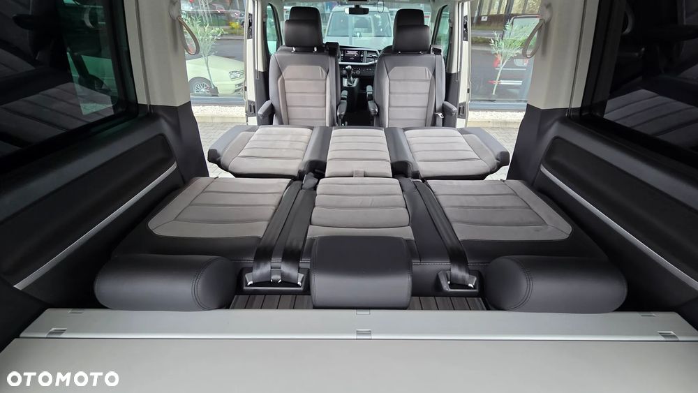 Volkswagen California - 24