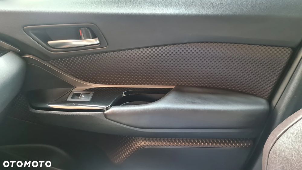 Toyota C-HR 1.2 T Premium - 31