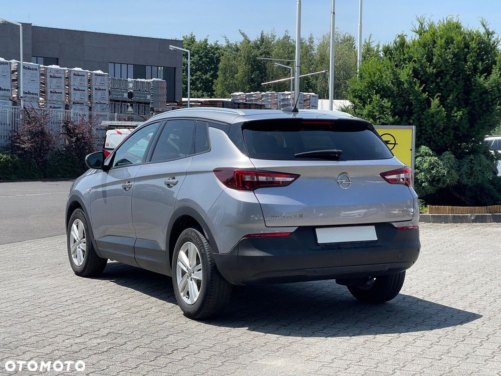 Opel Grandland X 1.2 T Enjoy S&S - 4