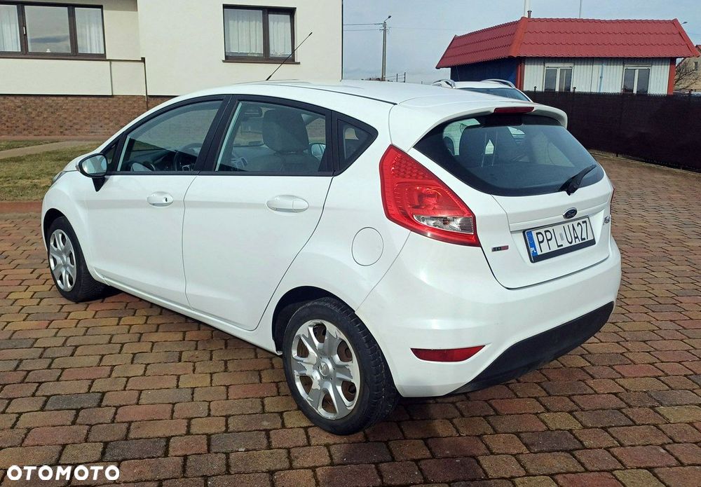 Ford Fiesta - 5