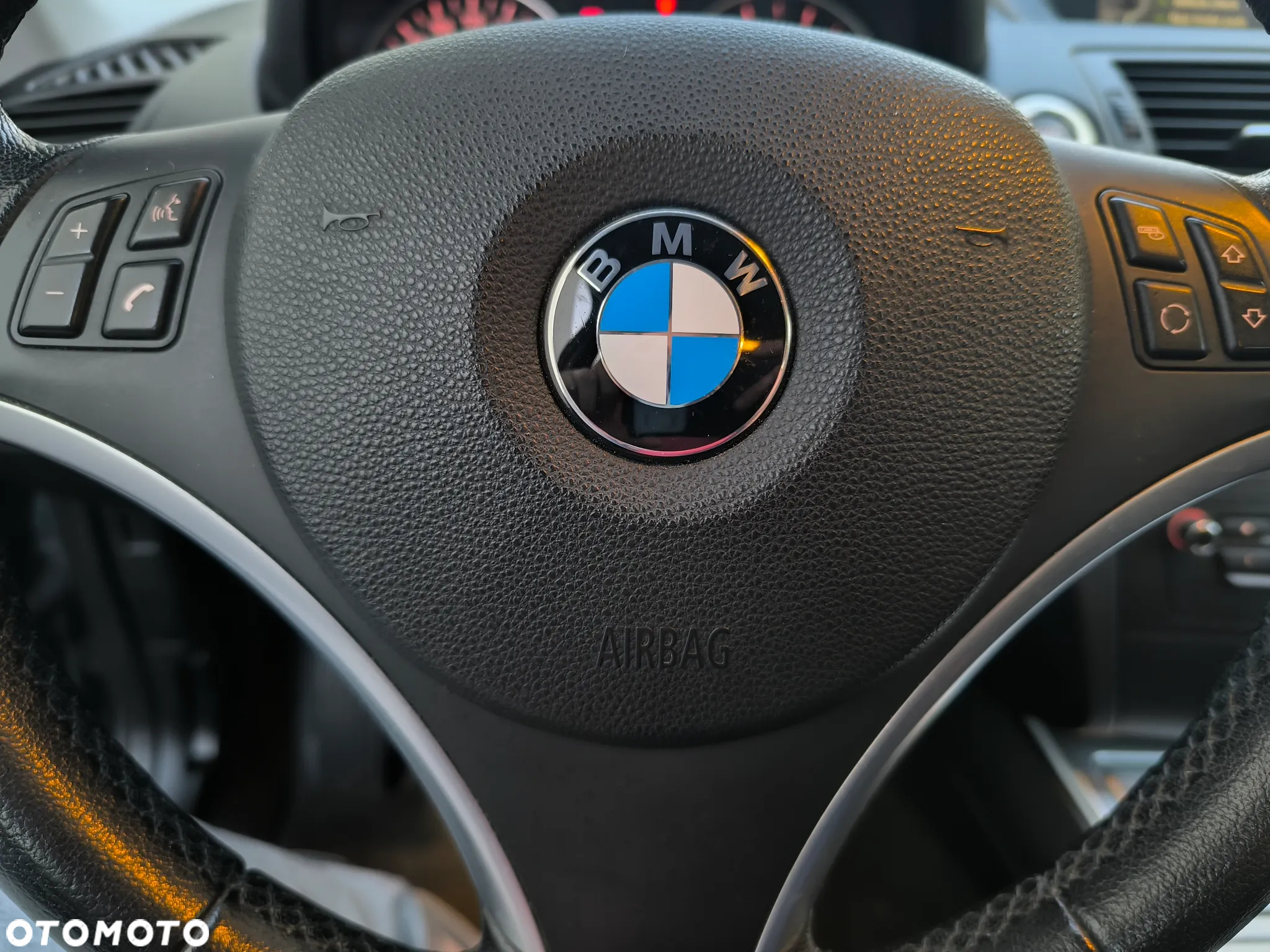 BMW Seria 1 118i - 17