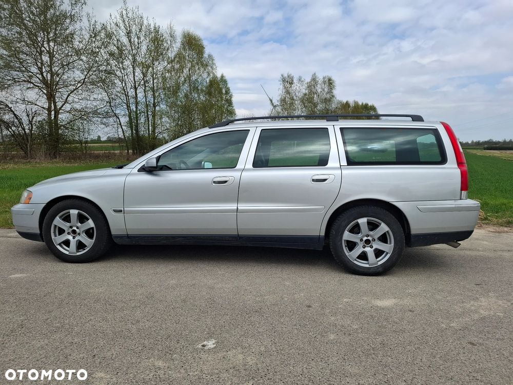 Volvo V70 2.4D - 8