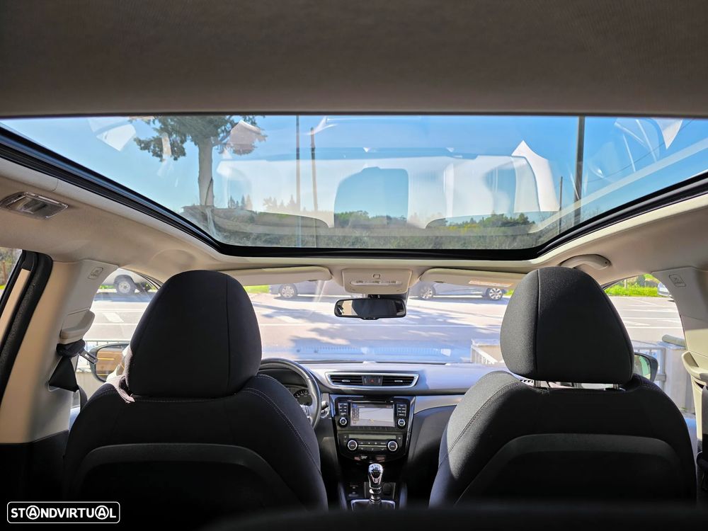 Nissan Qashqai 1.5 dCi N-Connecta Led - 29