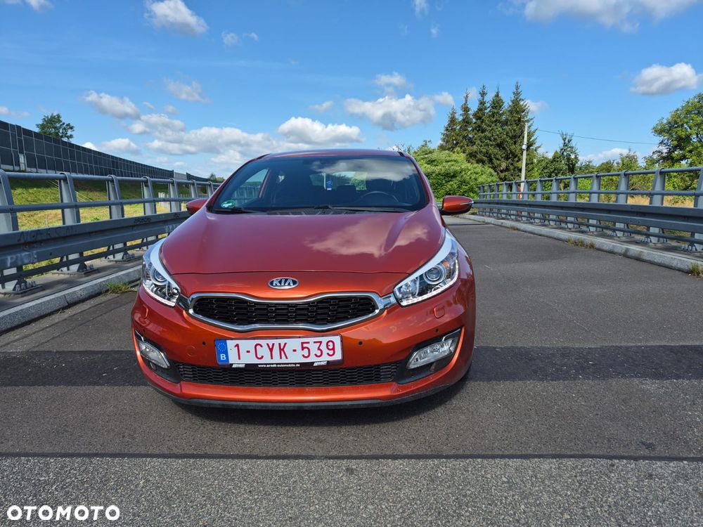 Kia Ceed 1.6 GDI Platinum Edition - 23