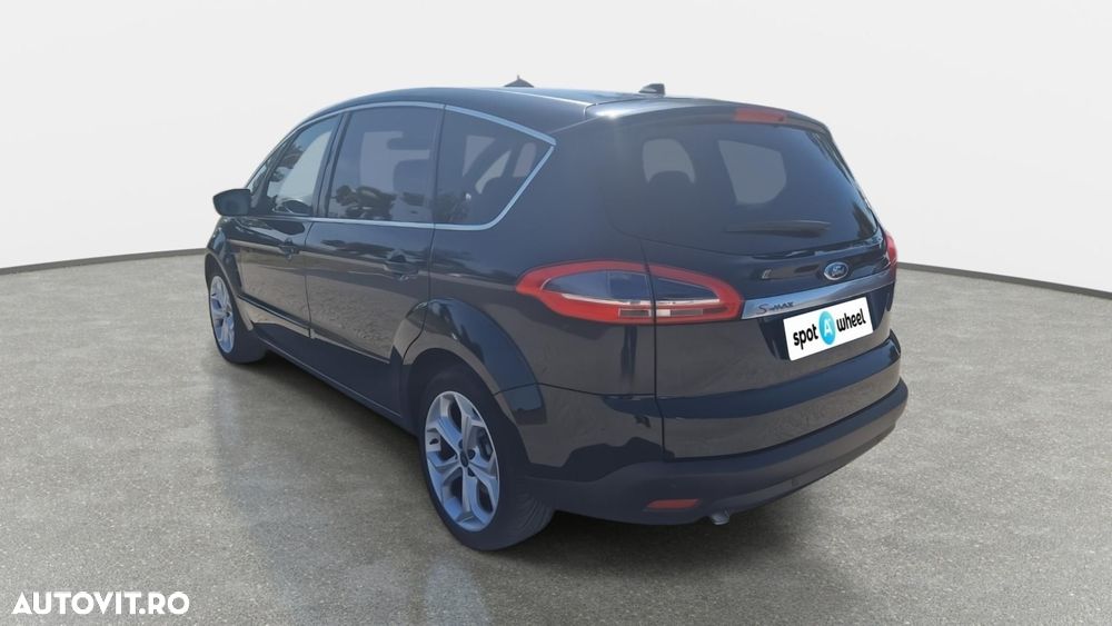 Ford S-Max - 9