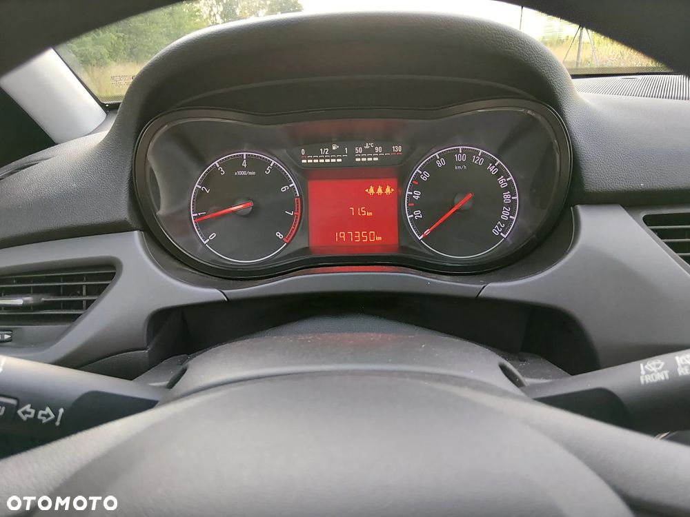 Opel Corsa 1.4 Cosmo - 9