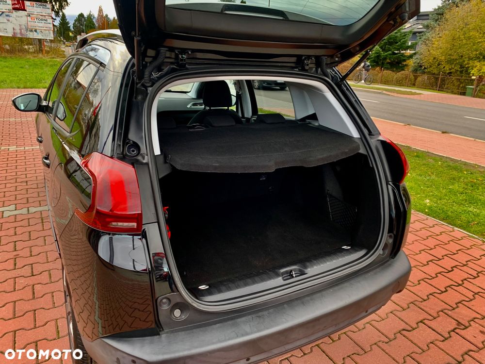 Peugeot 2008 1.2 Pure Tech Style EU6 - 14