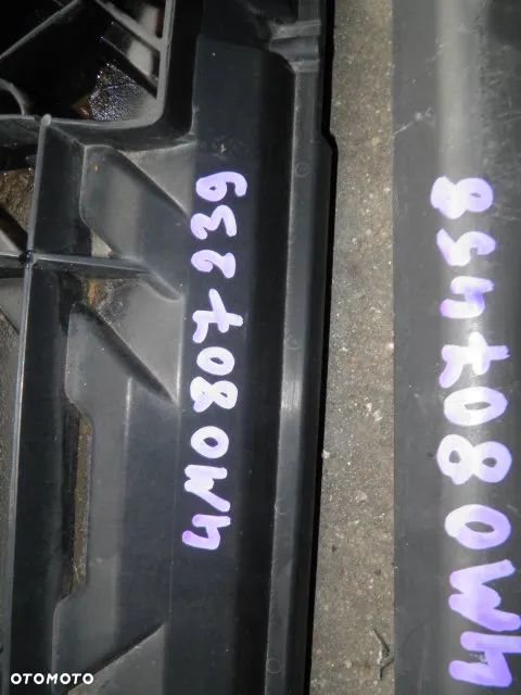 ŚLIZG ZDERZAKA AUDI Q7 4M0807239 - 4