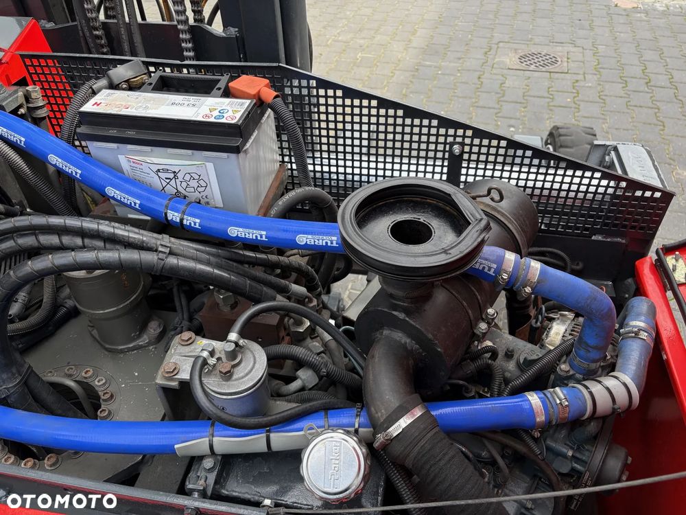 Moffett ST - 21
