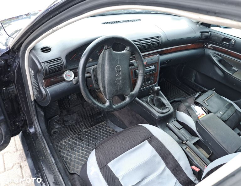 Audi A4 Limousine - 5
