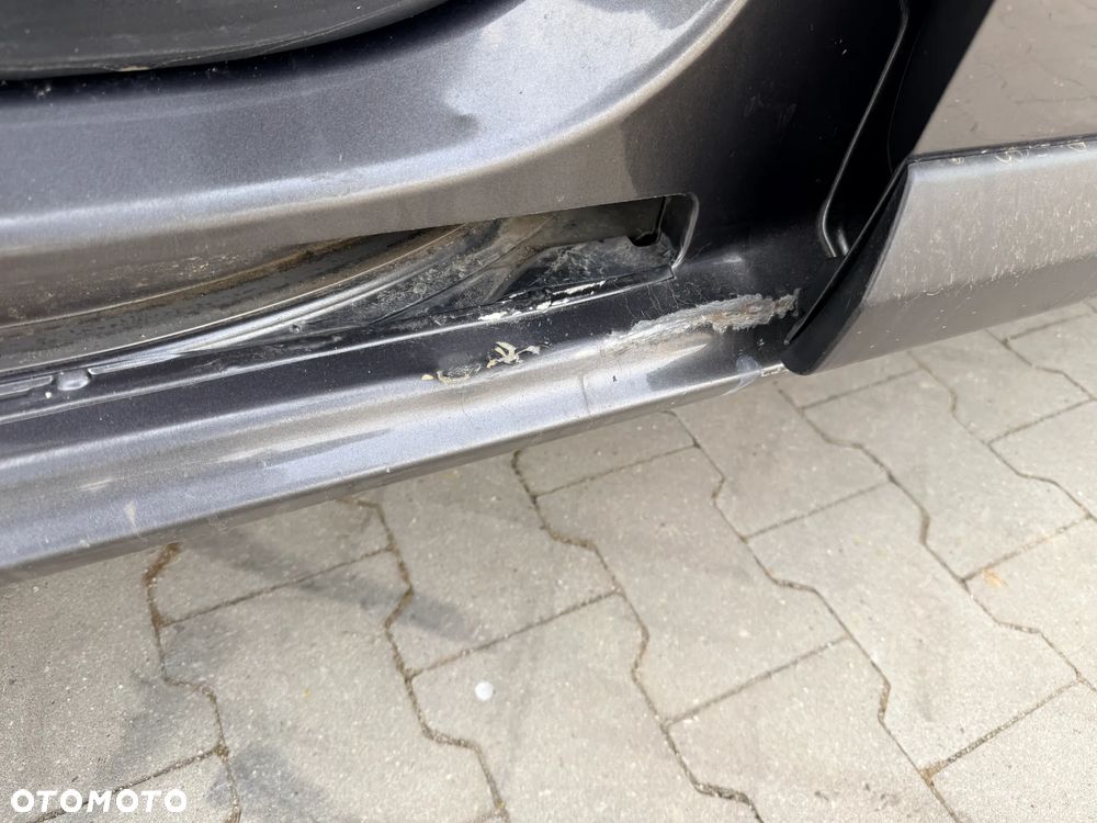 Peugeot Expert Kombi Long 2,8t - 19