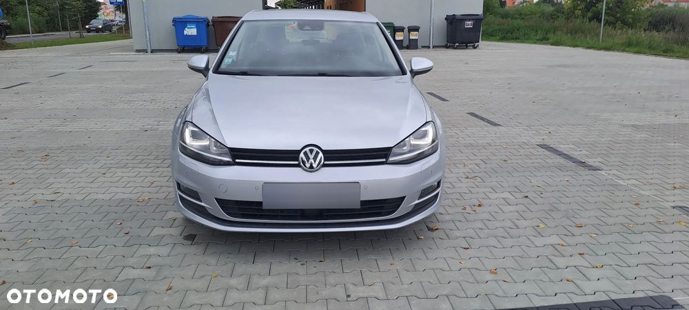 Volkswagen Golf - 12