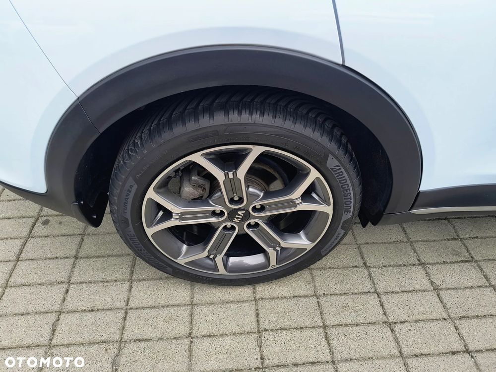 Kia XCeed 1.5 T-GDI M DCT - 11