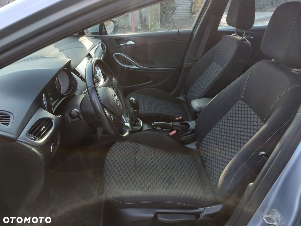 Opel Astra 1.6 D (CDTI) Selection - 12