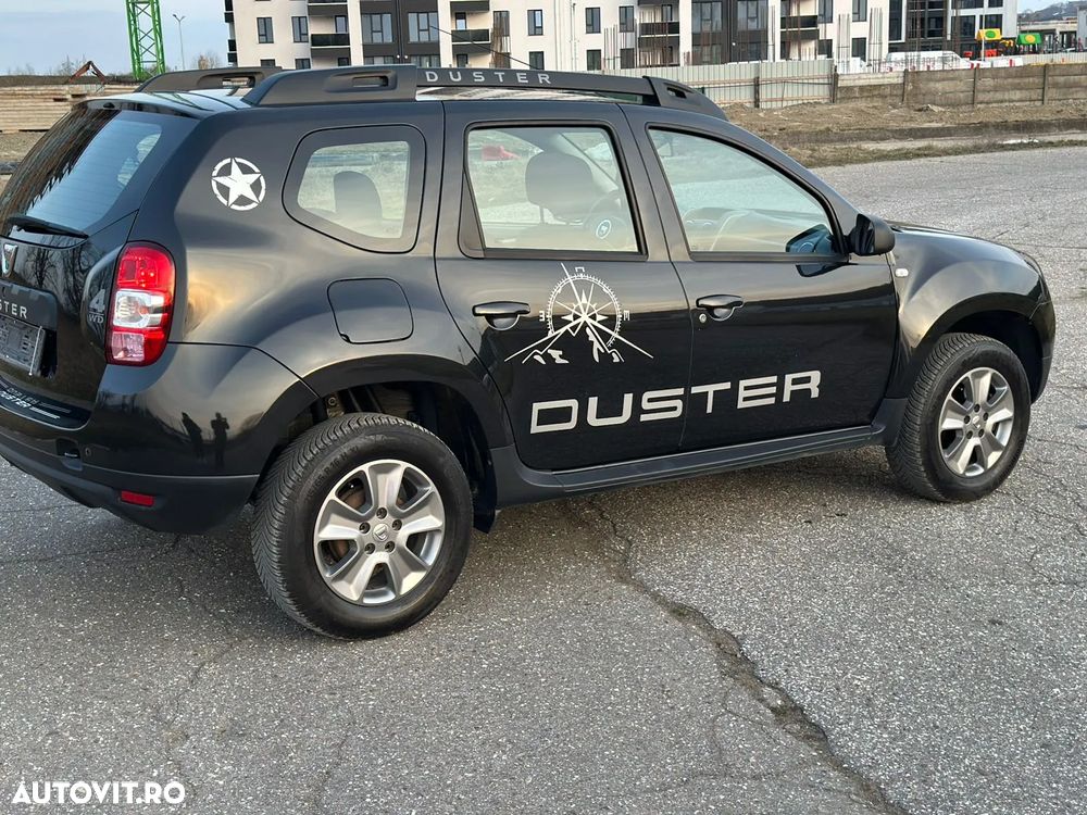 Dacia Duster dCi 110 FAP 4x4 Blackshadow - 14