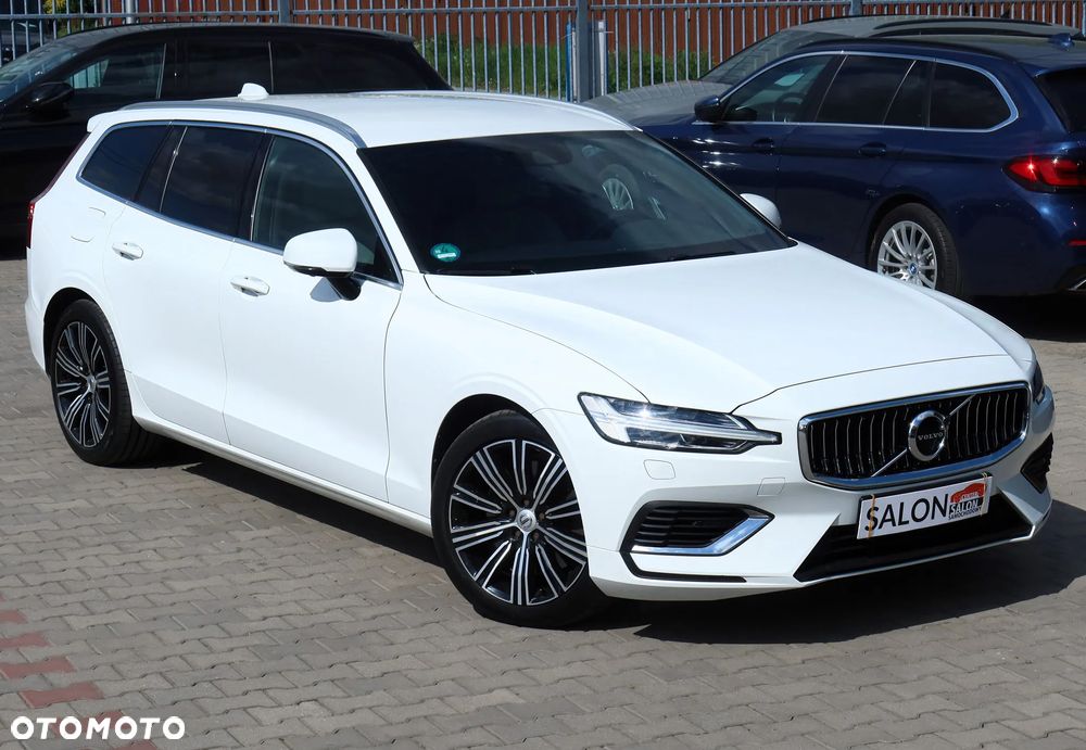 Volvo V60 T6 AWD Recharge Geartronic Inscription - 1