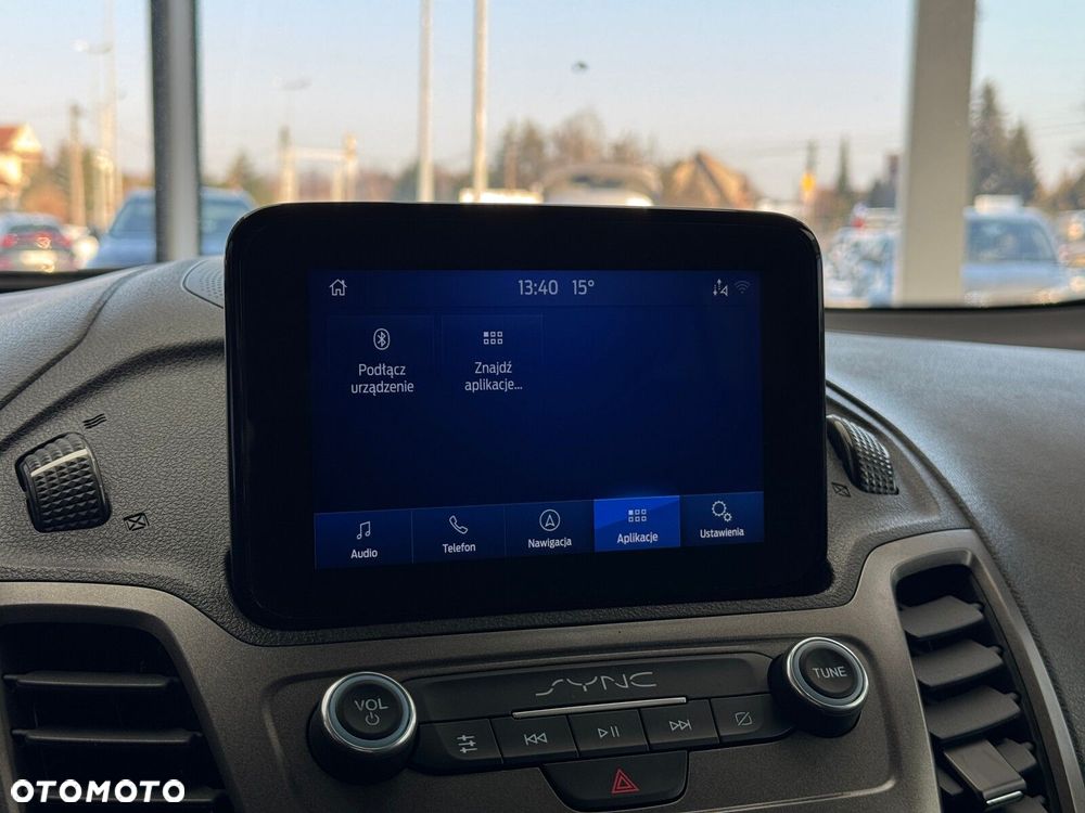 Ford Transit Connect - 28