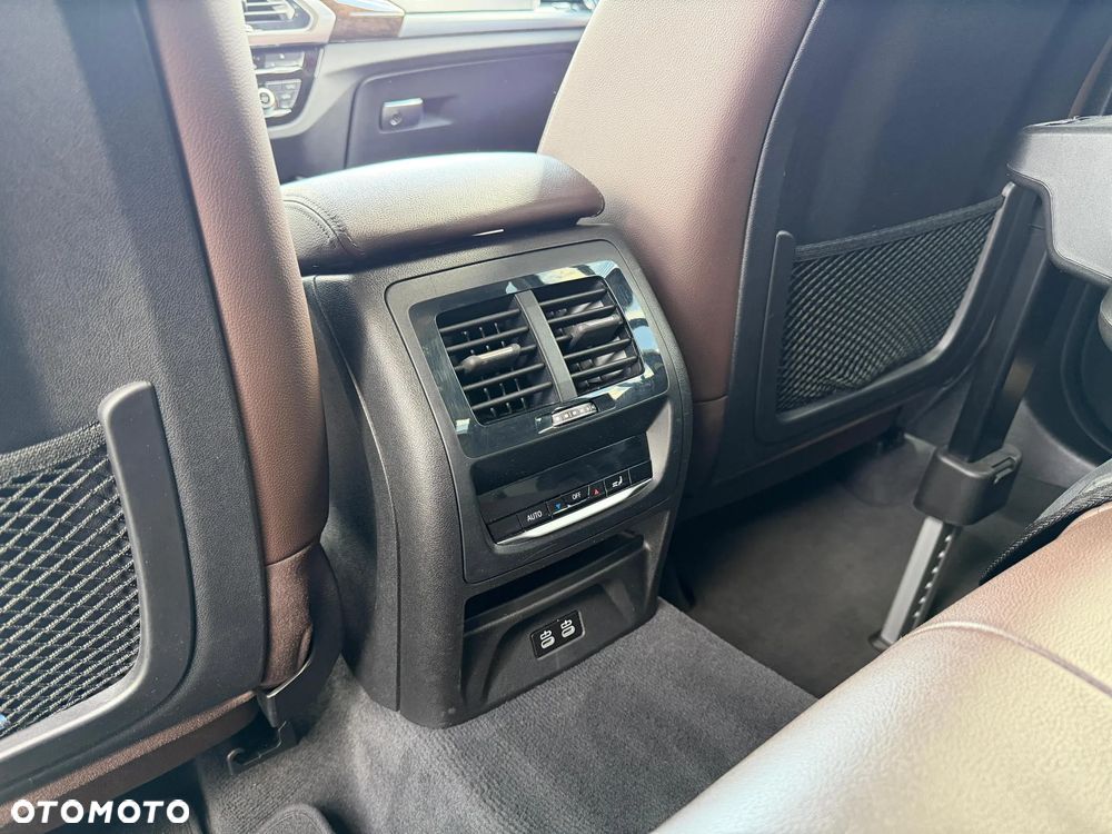 BMW X3 xDrive30d Luxury Line - 16