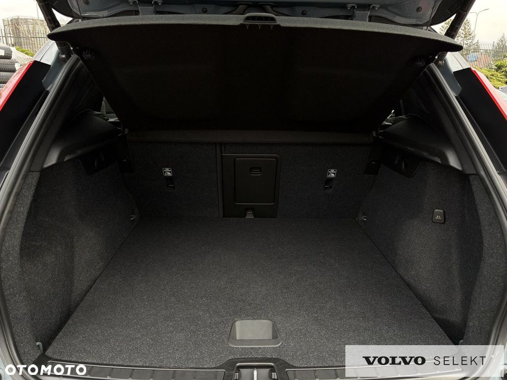 Volvo XC 40 - 28