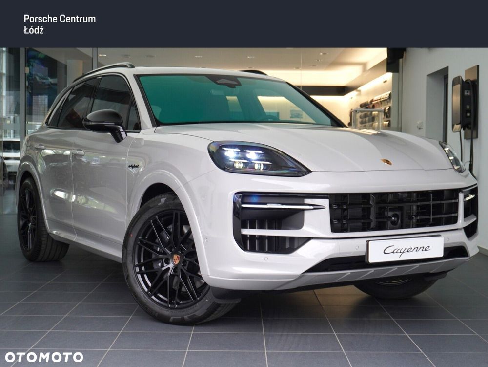 Porsche Cayenne E-Hybrid PHEV Black Edition - 2