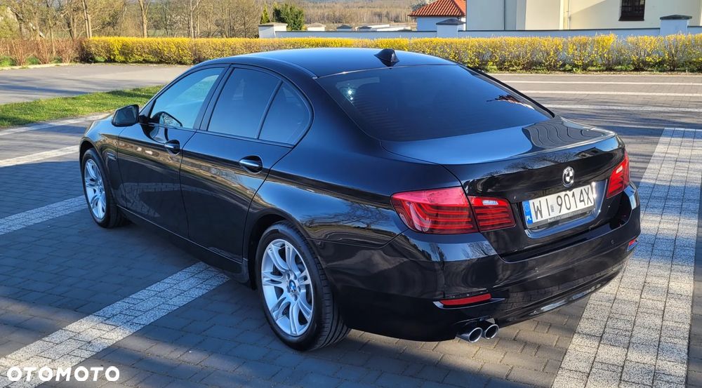 BMW Seria 5 520d xDrive - 6