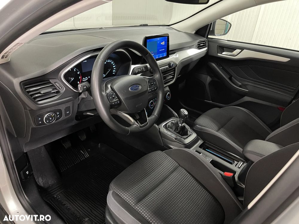 Ford Focus 1.0 EcoBoost Trend Edition - 6