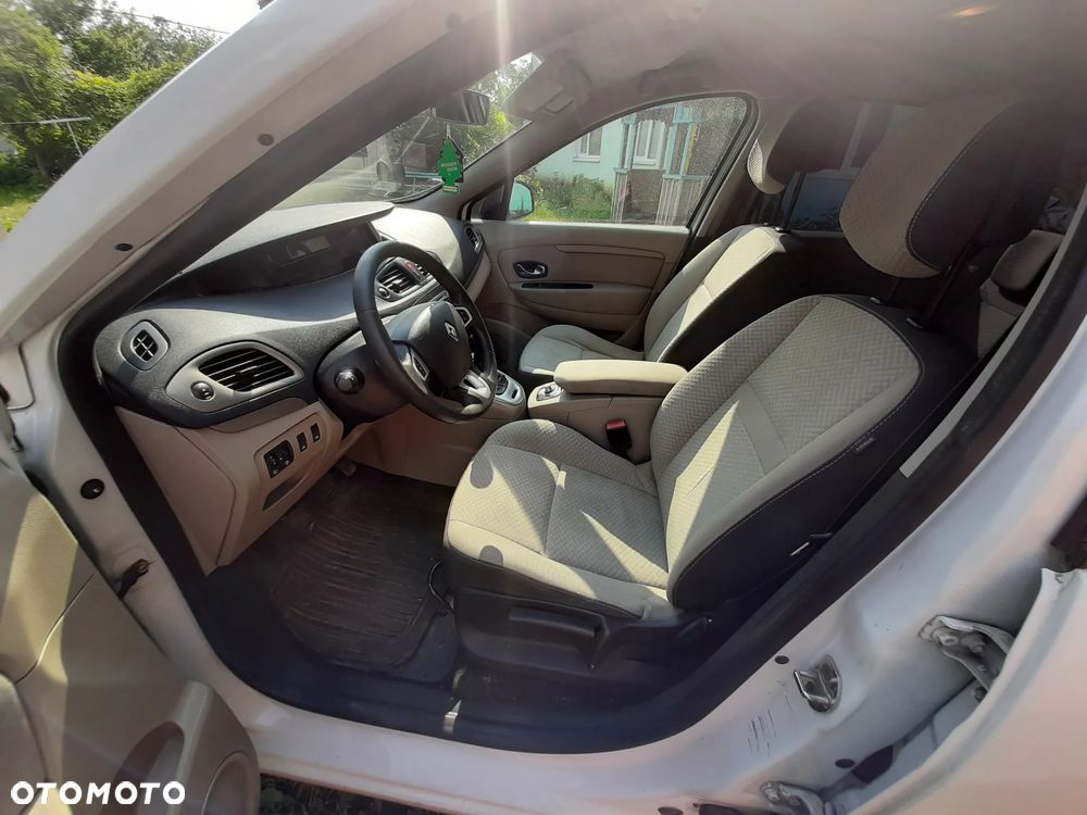 Renault Scenic 1.6dCi Energy TomTom Edition - 2