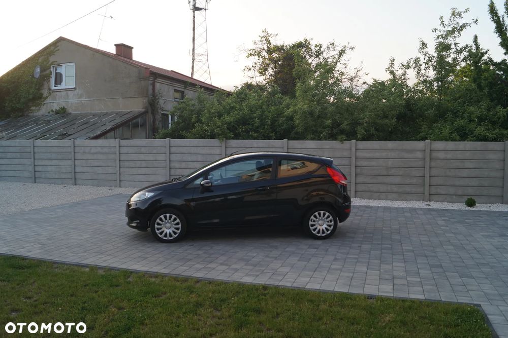 Ford Fiesta 1.25 Champions Edition - 26