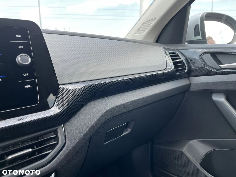 Volkswagen T-Cross 1.0 TSI Life Plus DSG - 37