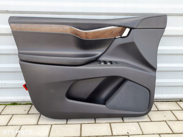TAPICERKA BOCZEK DRZWI LEWY PRZÓD LP TESLA X 18R