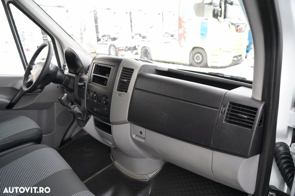 Mercedes-Benz SPRINTER 513 CDI / CUTIE DE VITEZE 4,4 m / MANUALĂ / DOUĂ CUTII - 30