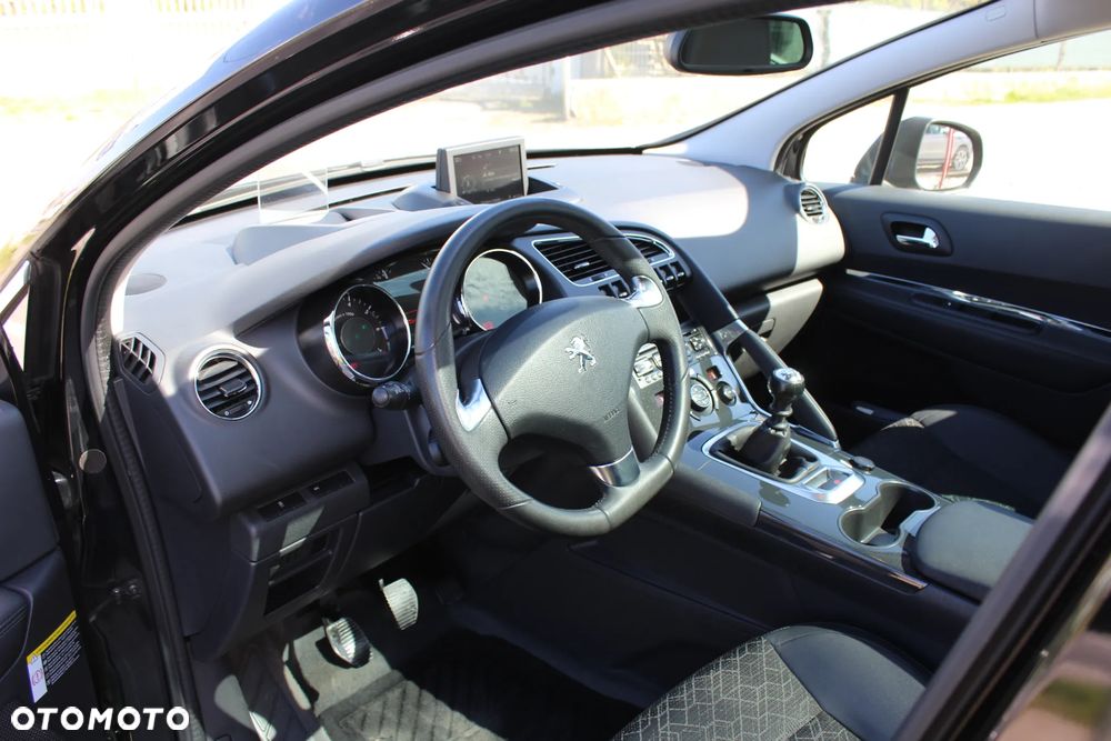 Peugeot 3008 1.6 Premium+ - 14