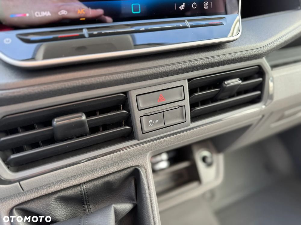 Volkswagen Crafter - 26