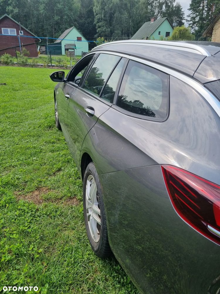 Opel Insignia 2.0 CDTI Business Elegance S&S - 10