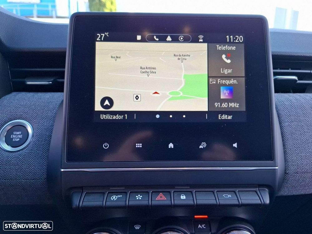 Renault Clio 1.0 TCe Techno Bi-Fuel - 23