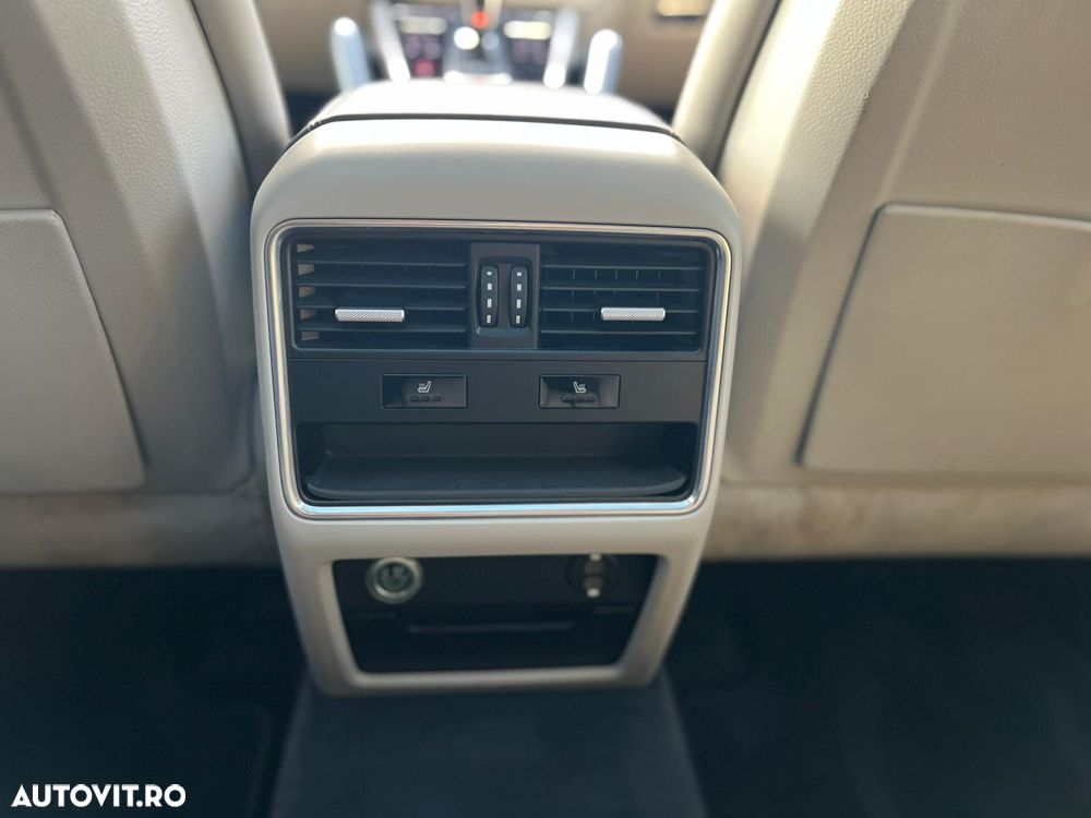 Porsche Cayenne - 20