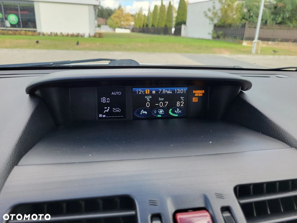 Subaru Forester 2.0 XT Platinum Lineartronic - 14