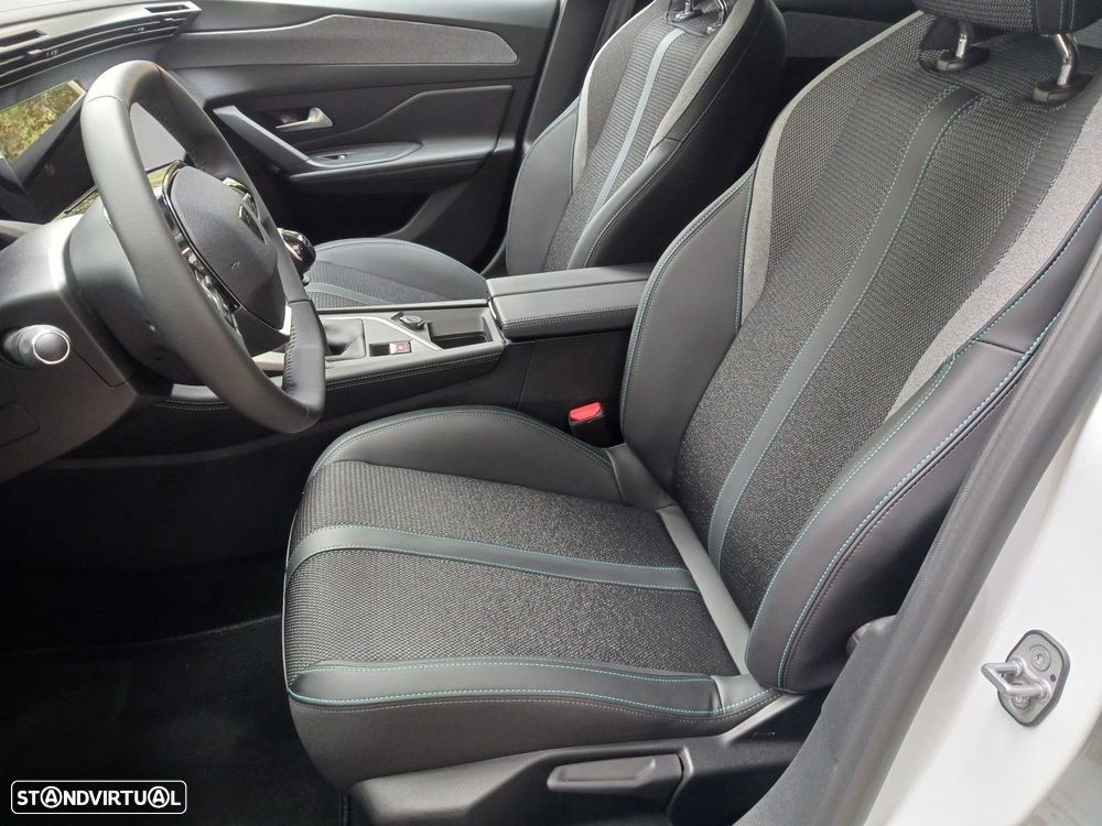 Peugeot 308 1.2 PureTech Allure Pack - 30