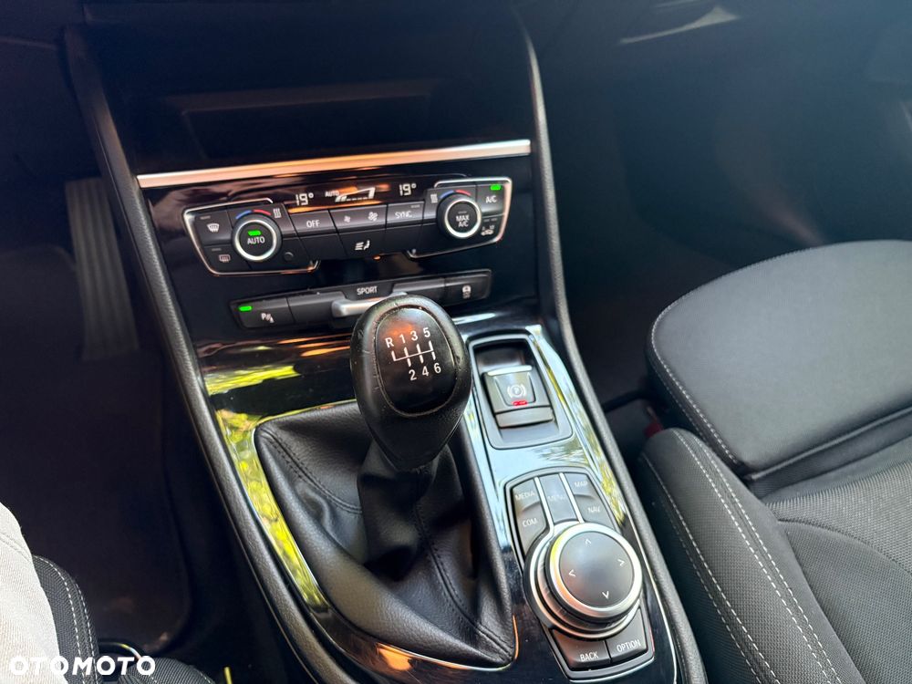 BMW Seria 2 218d GT Advantage - 26