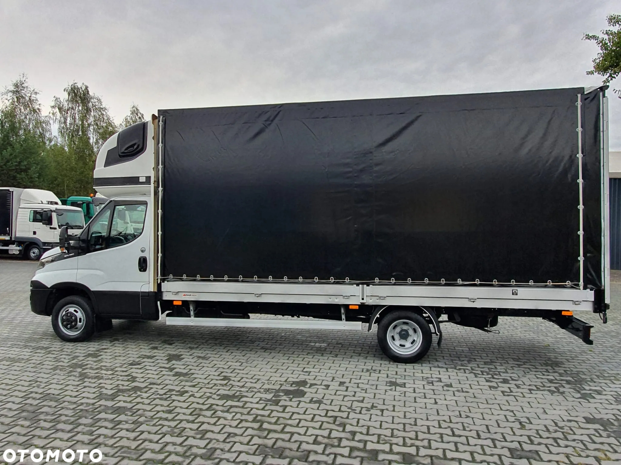 Iveco Daily 50C18 Skrzyniowe Bliźniak Tylne Drzwi Krajowy - 4
