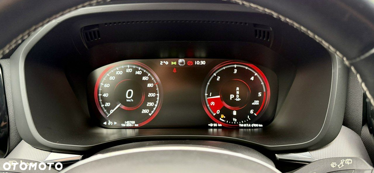 Volvo XC 60 B4 D AWD Geartronic RDesign - 24