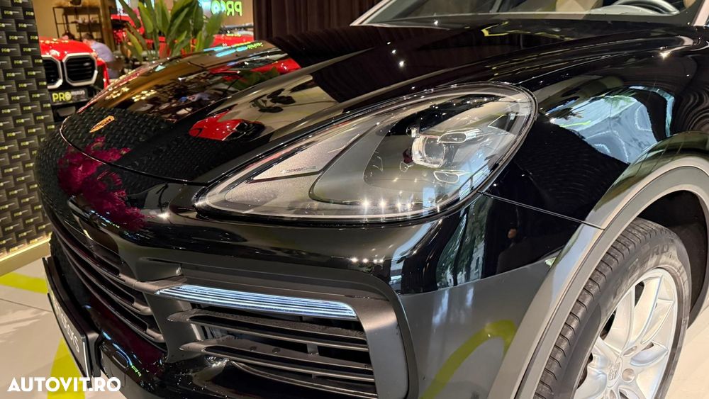Porsche Cayenne Coupe - 10