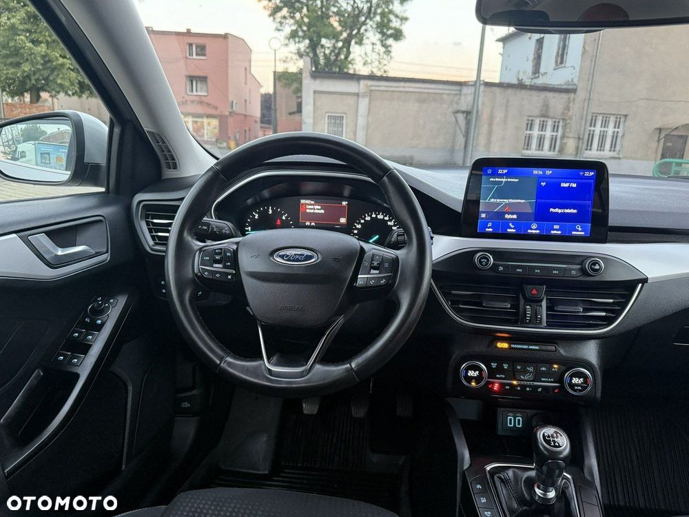 Ford Focus - 13
