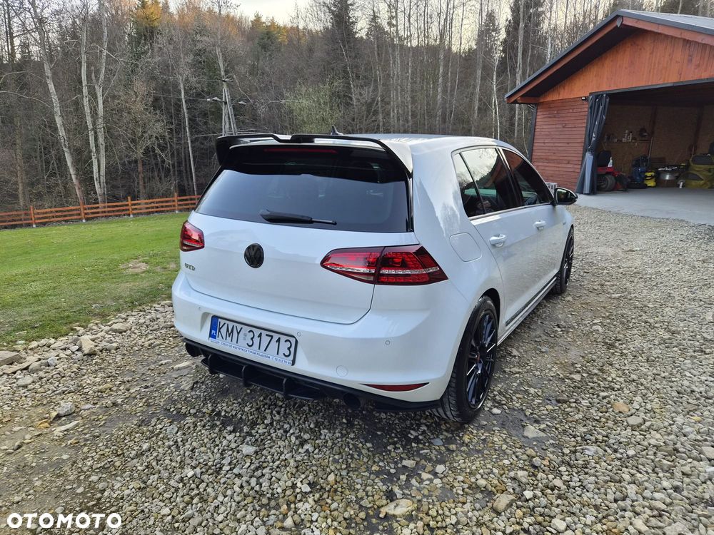 Volkswagen Golf GTD 2.0 TDI SCR DSG - 4