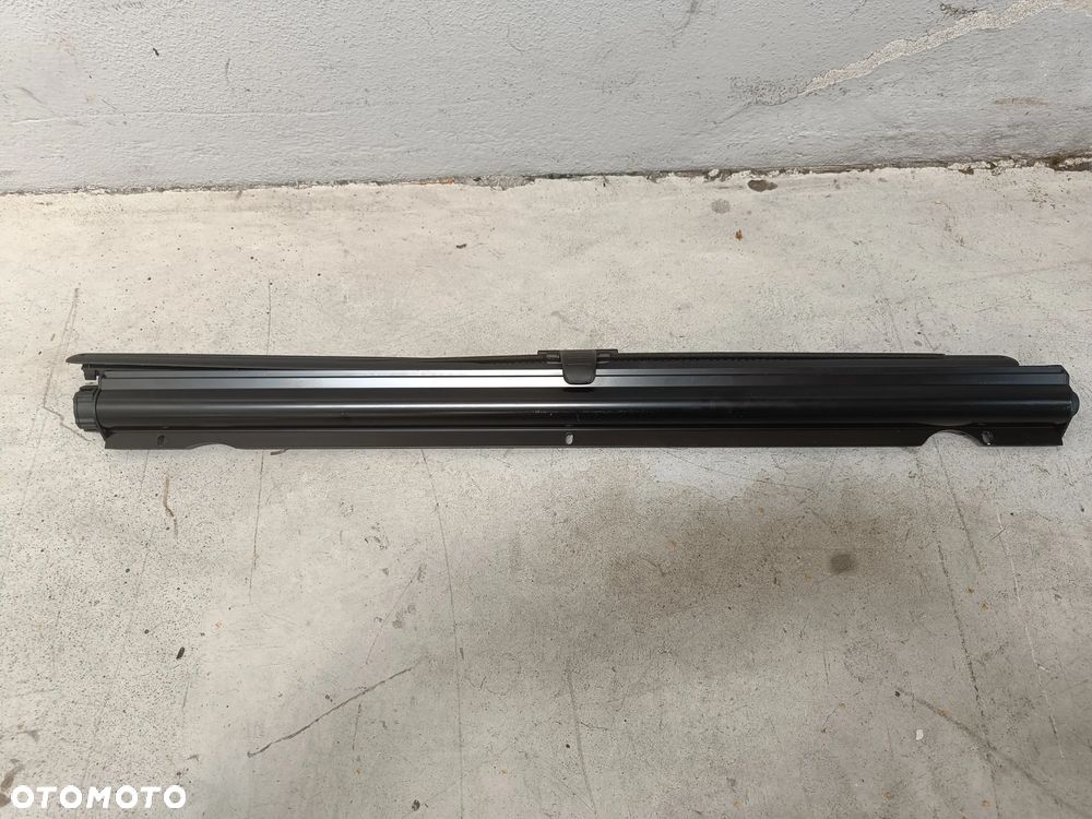 Roleta Prawych Tylnych Drzwi Audi A4 B8 Avant Prawy Tył 8K9861334A - 1