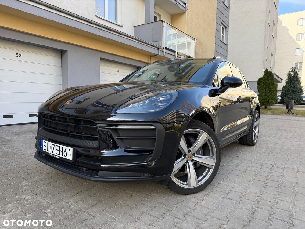 Porsche Macan Standard - 1
