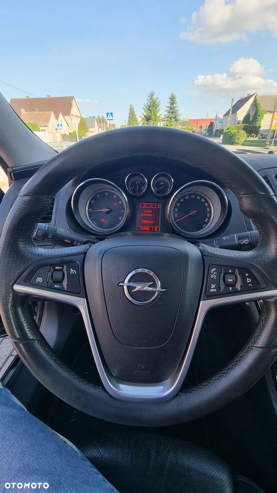 Opel Insignia 2.0 Turbo 4x4 Edition - 11